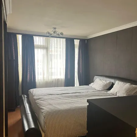 2 Bedroom Flat In Zone 1 East Central London With Parking Exterior photo