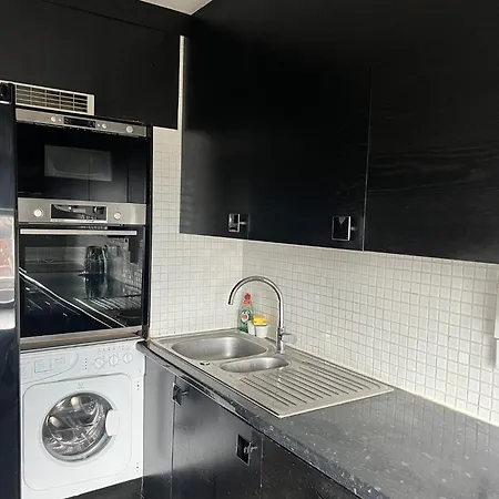 2 Bedroom Flat In Zone 1 East Central London With Parking Exterior photo
